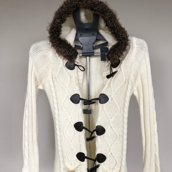 Cardigan - Picture 1 of 4